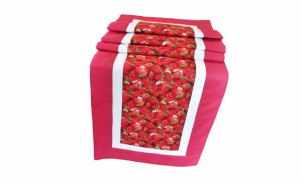 Supreme Accents Strawberry Patch Red 71 inch Table Runner