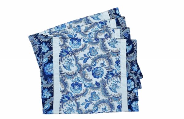 Supreme Accents Blue and White Placemat Set of 4