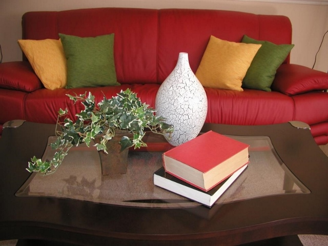 Tips for Artfully Arranging Throw Pillows on Your Couch – ONE AFFIRMATION