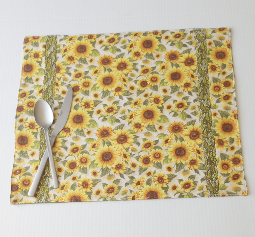 Supreme Accents Sunflowers Quilted Placemat