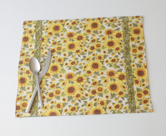 Supreme Accents Sunflowers Quilted Placemat