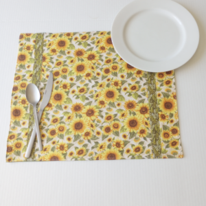 Supreme Accents Sunflowers Quilted Placemat Set of 8