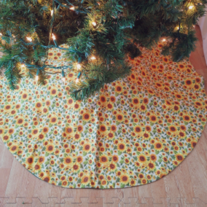 Supreme Accents Sunflower Christmas Tree Skirt