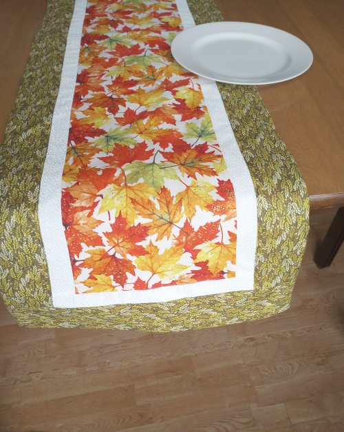 Supreme Accents Fall Leaves Green Table Runner