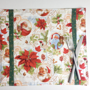 Supreme Accents Classic Santa Placemats with green