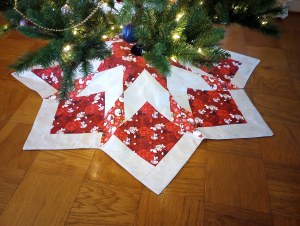 Supreme Accents Red Poinsettia tree skirt Star 60 inches