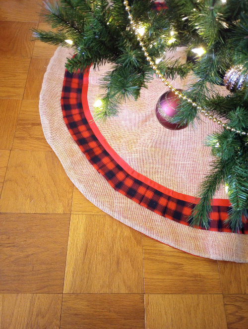 Buffalo Plaid Burlap Tree Skirt 60 inch Supreme Accents