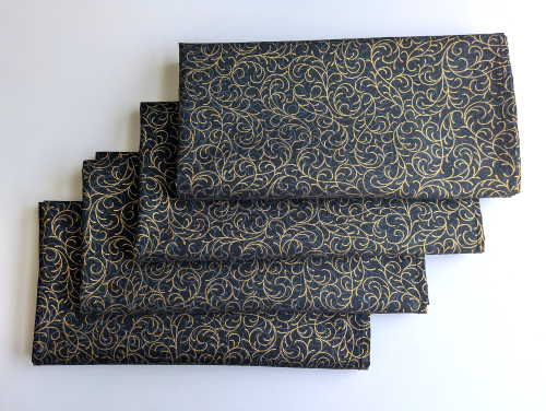 Supreme Accents Black and Gold Dinner Table Napkins Set of 4