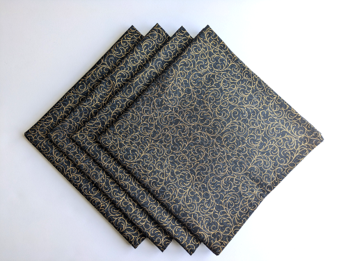 Supreme Accents Black and Gold Dinner Table Napkins