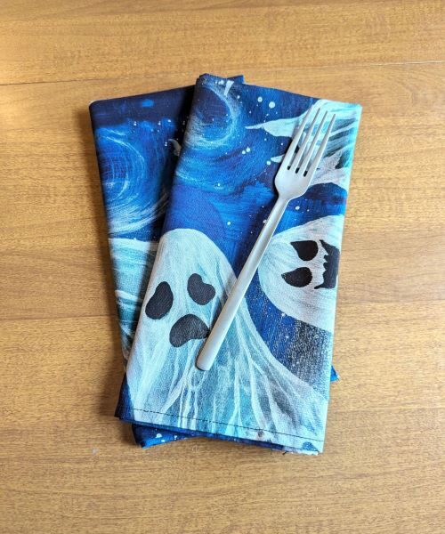 Supreme Accents Ghosts Dinner Table Napkins
