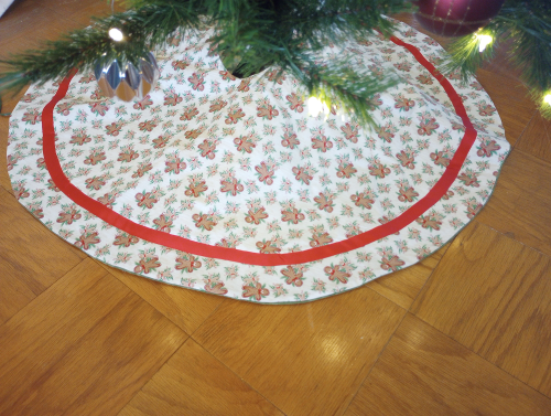 Supreme Accents Gingerbread 2023 Tree Skirt