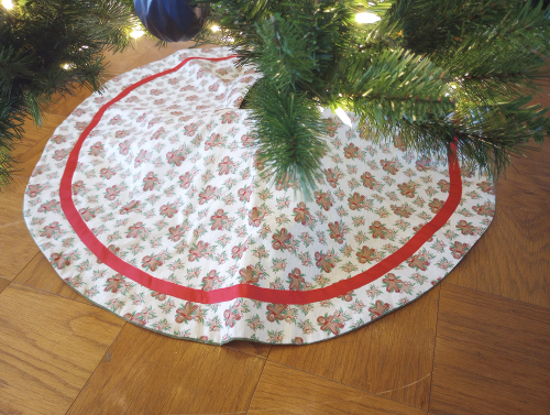 Supreme Accents Gingerbread 2023 Tree Skirt