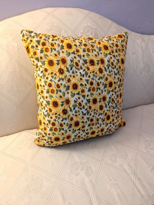 Supreme Accents Sunflower Throw Pillow