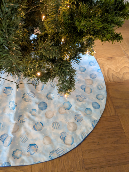 Supreme Accents Blue Ornaments 45 in Tree Skirt