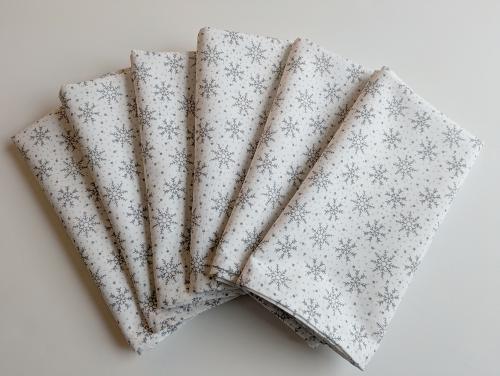 Supreme Accents Silver Snowflakes Dinner Table Napkins Set of 6