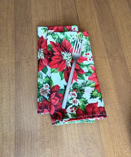 Supreme Accents Fresh Poinsettia Dinner Table Napkins