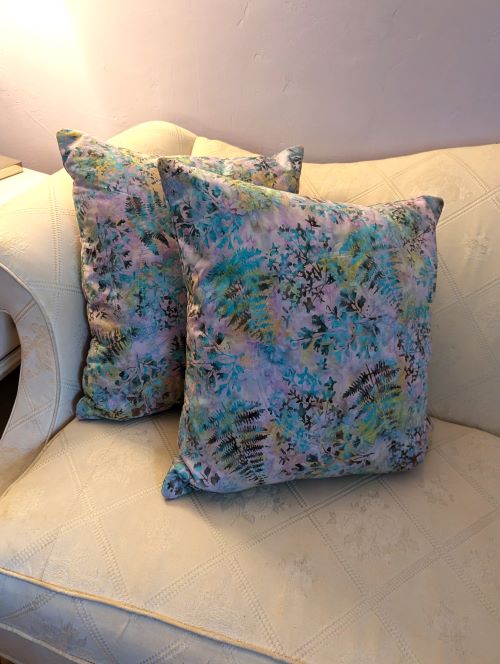 Supreme Accents Purple Leaf Throw Pillow Set