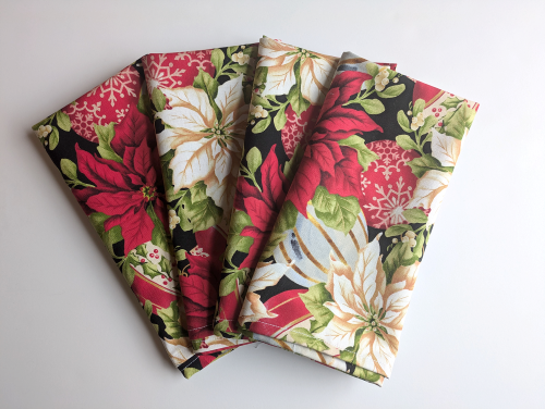 Supreme_Accents_Colorful_Poinsettia_with_Ornaments_Dinner_Table_Napkins