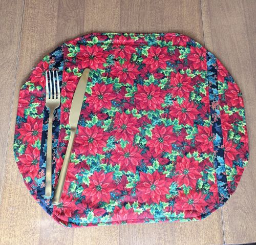 Supreme Accents New Poinsettia Placemat Set