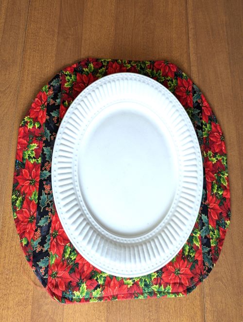 Supreme Accents New Poinsettia Placemat Set