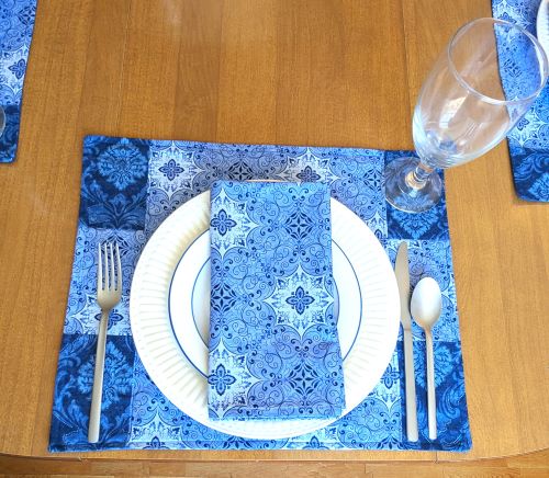 Supreme Accents Stone Blue Placemat Napkin Set Modern Placemats and napkins