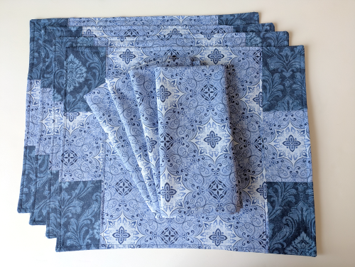 Supreme Accents Stone Blue Placemat Napkin Set of 4 Modern Placemats and napkins