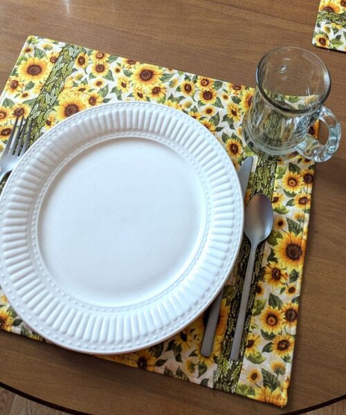 Supreme Accents Sunflower Placemats Botanical placemats floral placemats Summer placemats