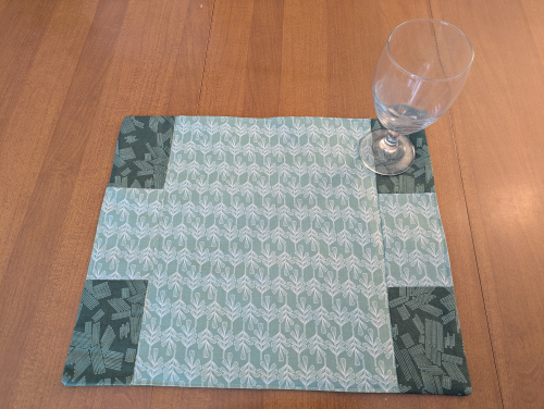 Supreme Accents_Stone Sage Placemat Green placemats Summer placemats Spring placemats Modern placemats