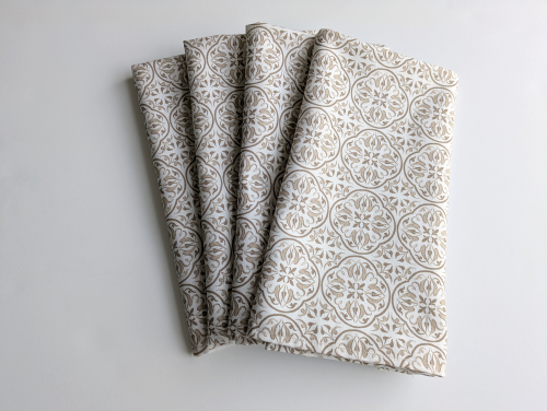Supreme Accents Beige Medallion Dinner Table Napkins Beige Napkins Cotton cloth napkins Dining Napkins Elegant napkins Decorative napkins