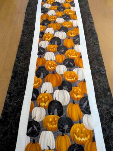 Supreme Accents_Spooky Halloween table runner,Jack o Lantern table runner,Fall table runner,Autumn table runner,Festive table runner, Orange and Black table runner, Halloween table decor,Fall dining decorations,Spooky table settings,fall table runner,autumn table runner,fall quilted table runner,dining table runner,farmhouse table runner,modern table runner,Halloween table runner,dinner table runner,entryway table runner,farmhouse style table,Halloween table runner for farmhouse decor,Fall dining decorations