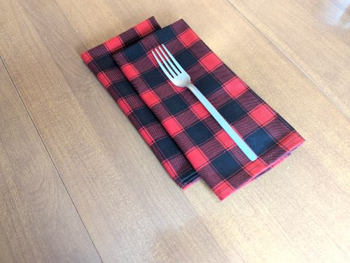 Black and Red Buffalo Plaid Dinner Table Napkins - Image 2