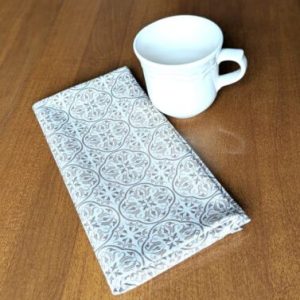 Pretty Medallion Dinner Table Napkins