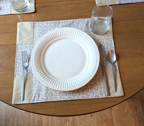 Beige Medallion Dining Table Placemats - Image 5