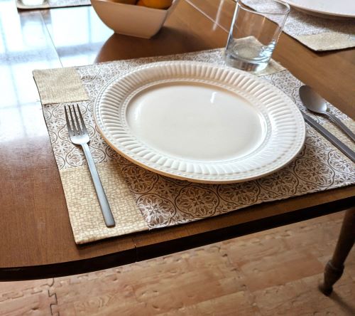 Beige Medallion Dining Table Placemats - Image 4
