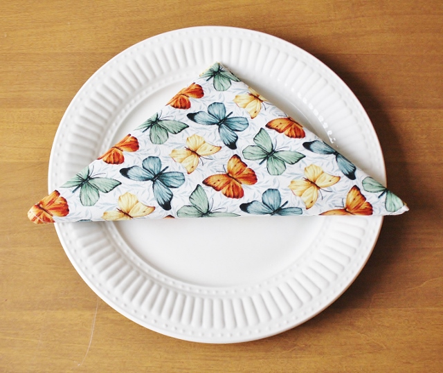 Colorful Butterfly Dinner Table Napkins - Image 4
