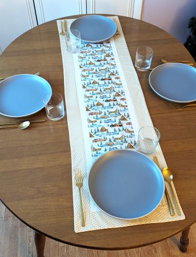 Camper Christmas Table Runner Gold - Image 5