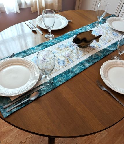 Flip-Flop Table Runner Blue - Image 8