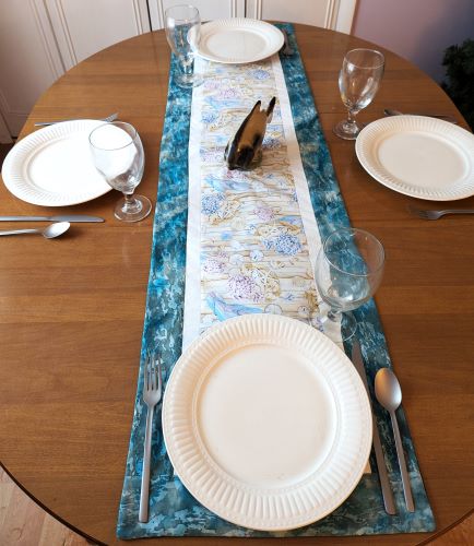 Flip-Flop Table Runner Blue - Image 11