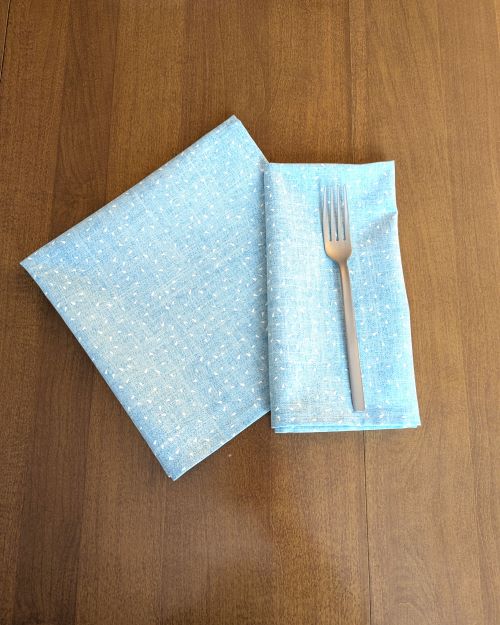 Blue and White Dinner Table Napkins - Image 8
