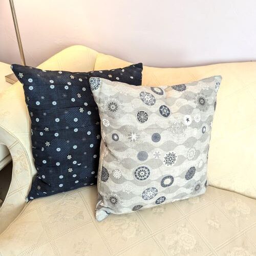 Falling Snowflakes Throw Pillows Duo