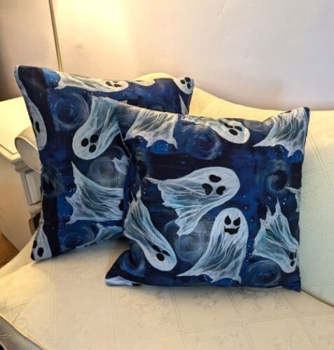 Ghost Halloween Throw Pillow Set