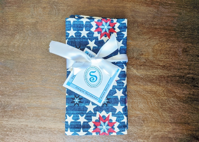 Americana Dinner Table Napkins - Image 3