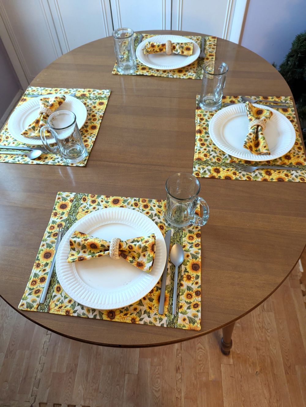 Sunflower Placemats Napkin Set - Image 3