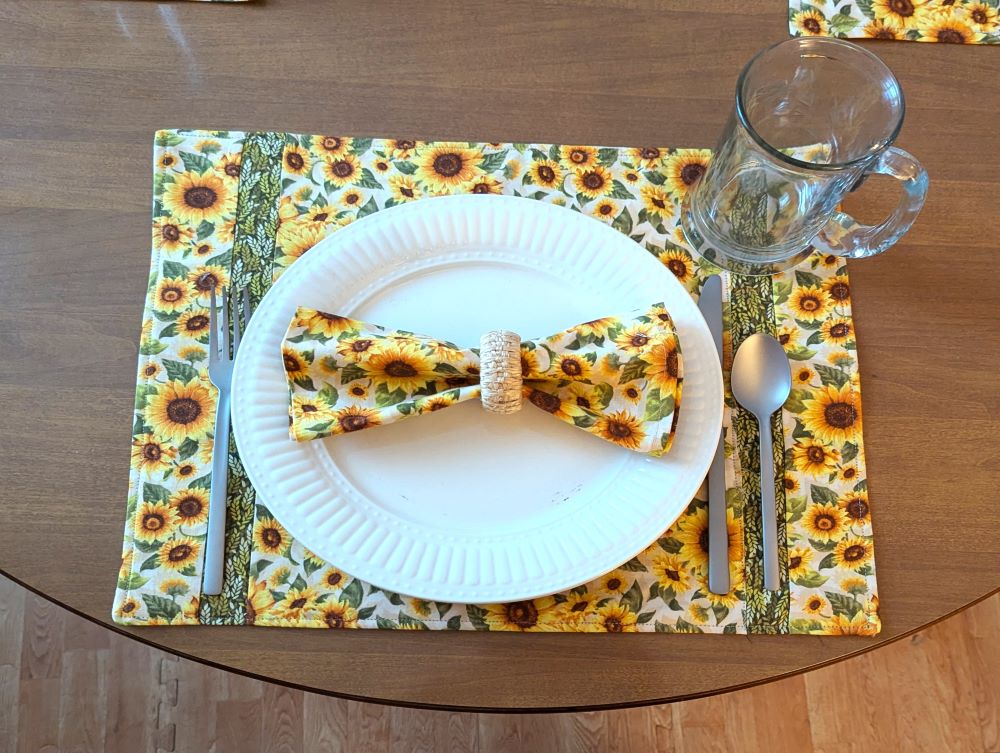 Sunflower Placemats Napkin Set