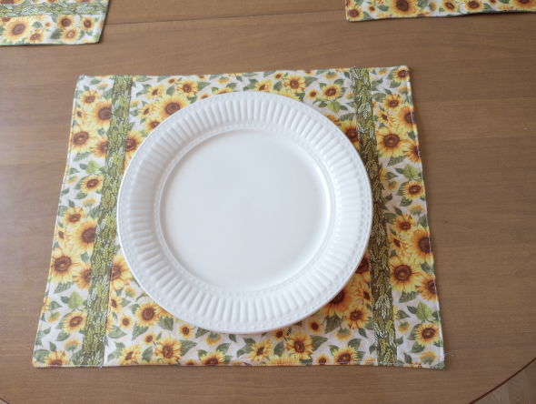 Sunflower Dining Table Placemats - Image 5