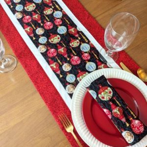 Holiday Wishes Table Runner Napkin Set