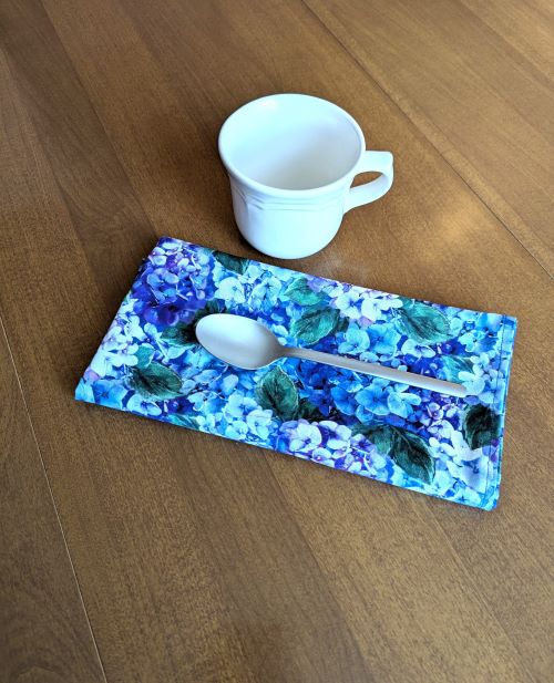 Hydrangea Dinner Table Napkins - Image 2