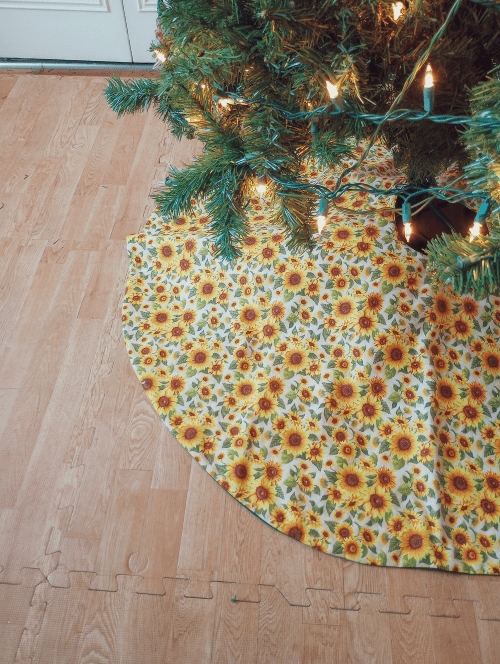 Sunflower Christmas Tree Skirt