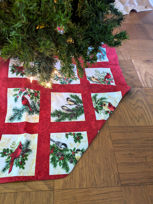 Bird and Cardinal Tree Skirt 46 inch - Image 4