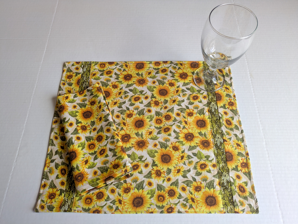 Sunflower Placemats Napkin Set - Image 8